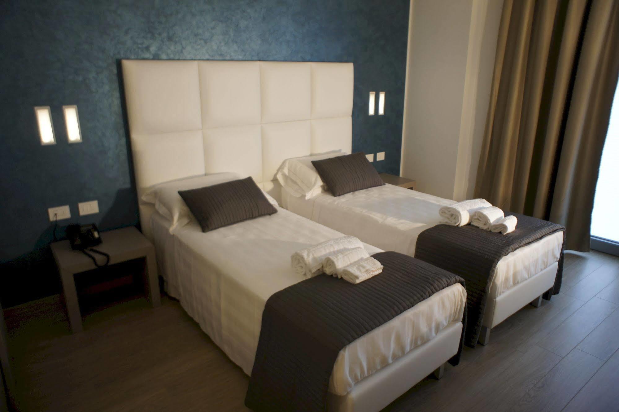 Hotel Al Veliero Pontevico Esterno foto