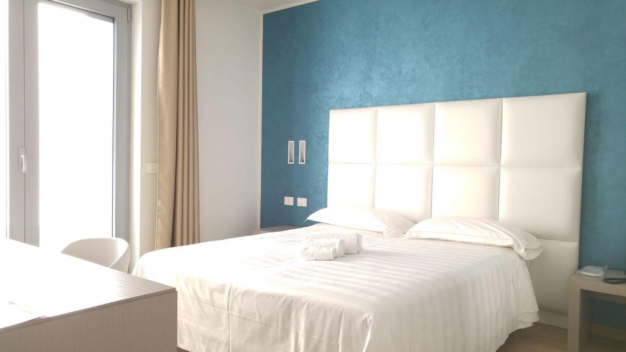 Hotel Al Veliero Pontevico Esterno foto